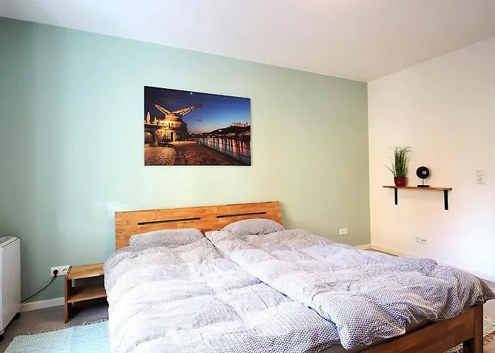 & Lovely - For Up To 6 Persons